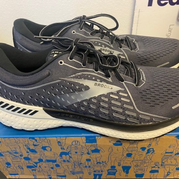 Brooks Men's Adrenaline GTS 21, US Medium (D) 12/ UK 11/ EU 46, Grey/Black - Picture 2 of 10